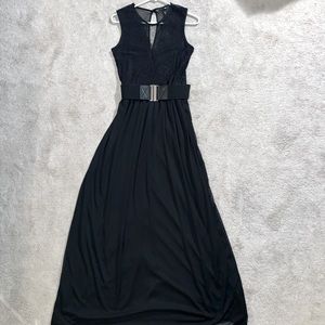 H&M. Maxi Laced Dress. Size S. Classy and Dressy! Looks Great With A Belt.